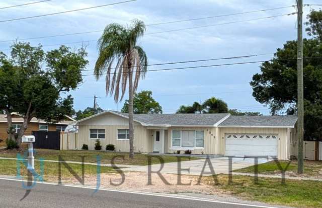 Beautiful 4/2/2 home with a POOL, 1700 Sq. Ft. with fenced yard, TONS of renovations photos photos