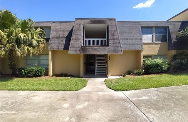 210 E DESOTO STREET - 210 East Desoto Street, Clermont, FL 34711