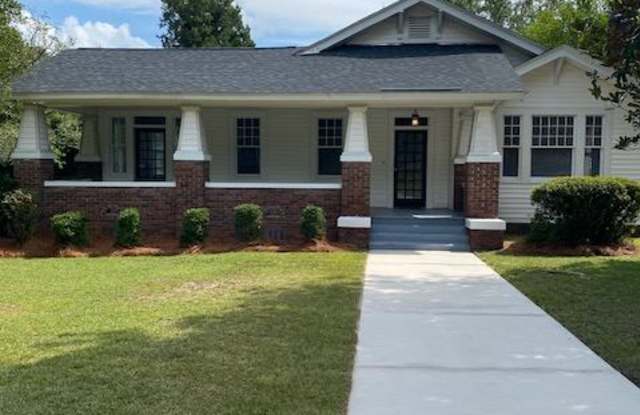 601 East Home Avenue - 1 photos photos