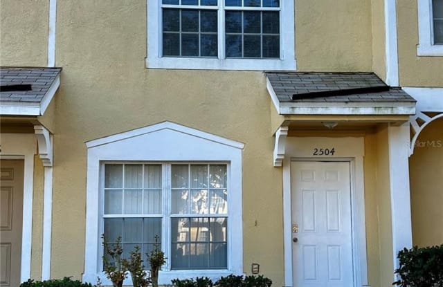2504 LAKE WOODBERRY CIRCLE - 2504 Lake Woodberry Circle, Brandon, FL 33510