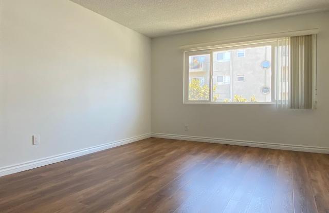 130 South Flores Street photos photos