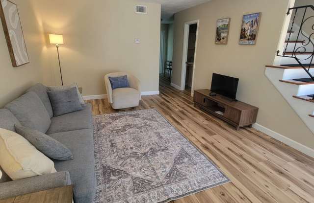 2/1.5- Furnished- Short Term Available- Cookeville Gallery 4
