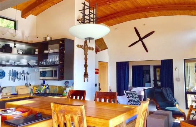 1847 Rim Rock Canyon Gallery 4
