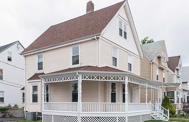 58 Saunders St photos photos