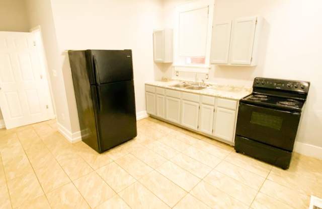 Spacious 3 Bed 2 Bath Home!! photos photos