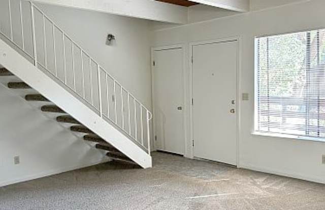 Myrtle Oaks - 5129 Myrtle Avenue, North Highlands, CA 95841