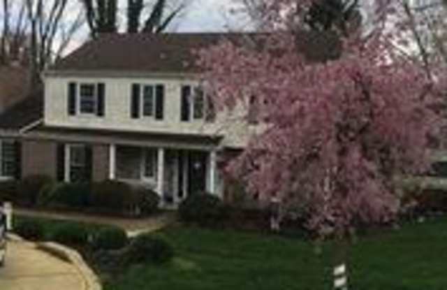 2158 Meadowmont Dr Gallery 2