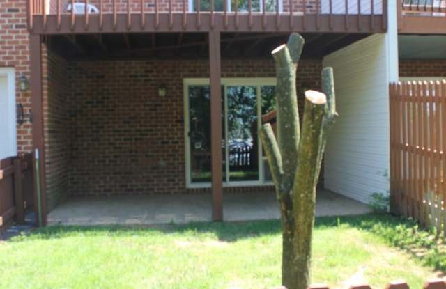 245 Emerald Drive Gallery 3