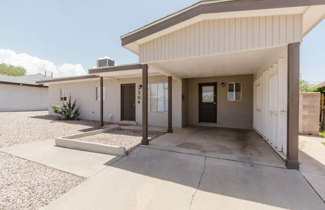 Cozy 2 Bed 2 Bath Home - Fully Furnished photos photos