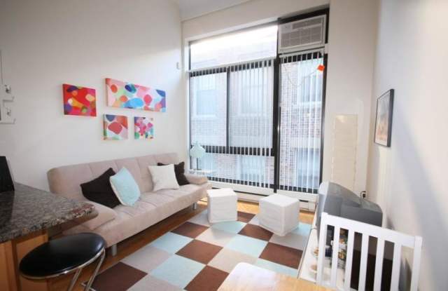 12 Stoneholm St. - 12 Stoneholm Street, Boston, MA 02115