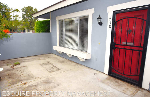 1738 E AVENIDA DE LAS FLORES Gallery 3