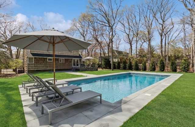 135 Pembroke Drive Gallery 4
