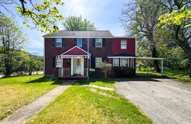 2710 Henderson Road photos photos