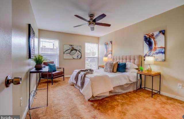 3800 El Camino Pl Gallery 2