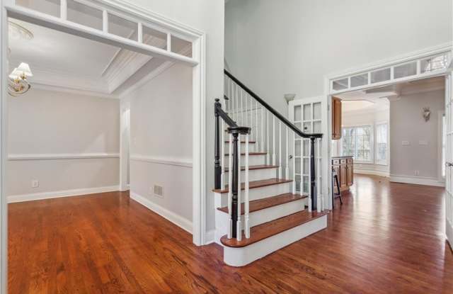 170 Boulder Drive Gallery 4