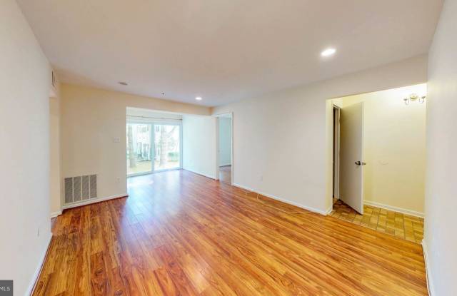 2505 MC VEARY COURT Gallery 2