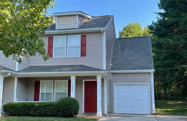 Two Bedroom Townhouse in Sherrills Ford with Bonus Room photos photos