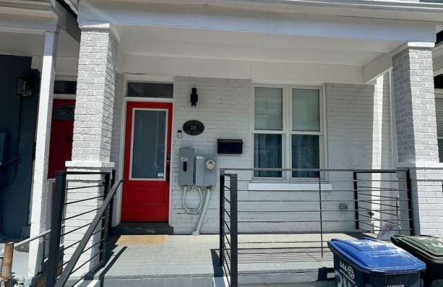 Beautifully renovated 3 bedroom/2 bath home photos photos