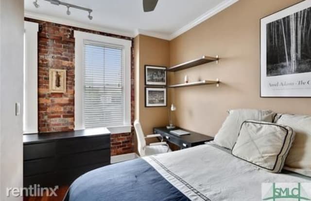 549 E State St Apt 3F - 549 East State Street, Savannah, GA 31401