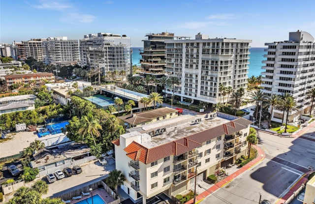 8900 Collins Ave photos photos