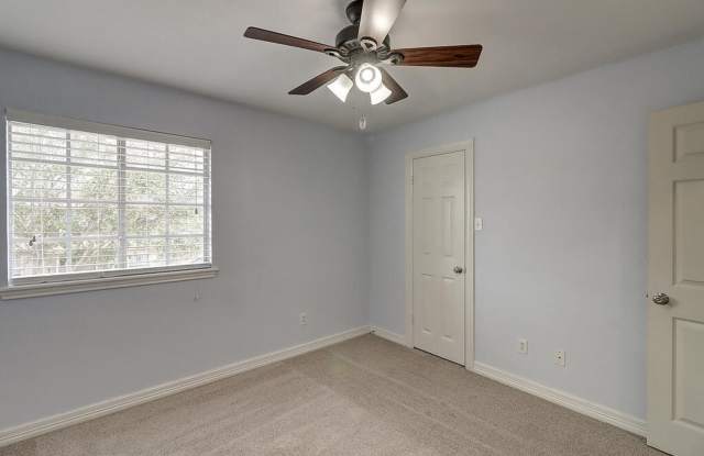 7810 Duchess - 4/bed 2.5/bath $2395/month Gallery 4