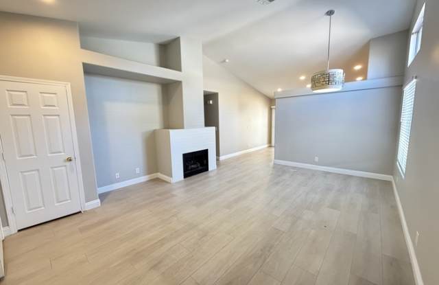 1433 Iron Springs Drive photos photos