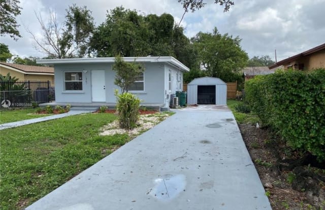 2907 NW 51st Ter - 2907 Northwest 51st Terrace, Brownsville, FL 33142