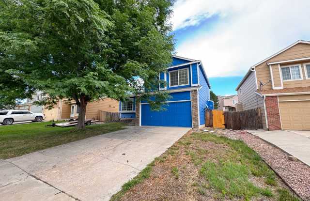 Nice 3 Bed 2 Bath Home Close to Ft Carson and Peterson AFB!!! photos photos