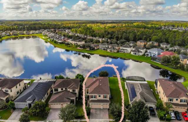 4 Bedroom Single Family Luxury Home in Woodland Lakes Preserve: Fully-Furnished Gallery 3