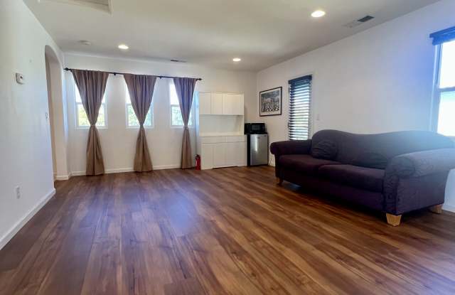 2534 Basswood Drive Gallery 4