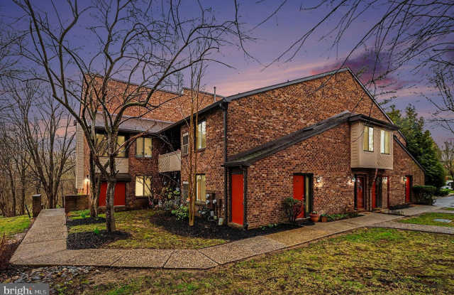 910 MOUNTAINVIEW Drive unit: 910 photos photos