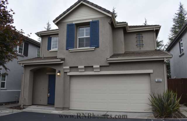 8868 Cortina Circle Gallery 1
