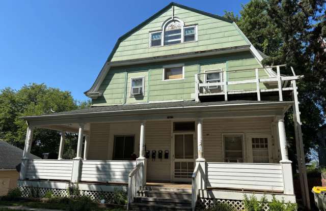 MVB Properties LLC - 1423 Summit St - New Gallery 1