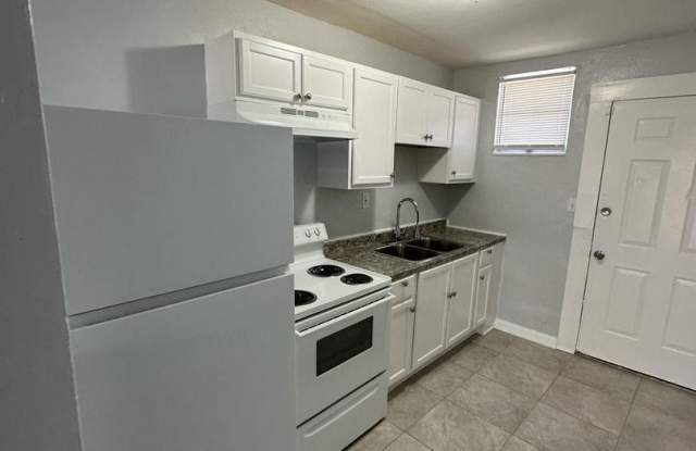 1230 W 3 St. photos photos