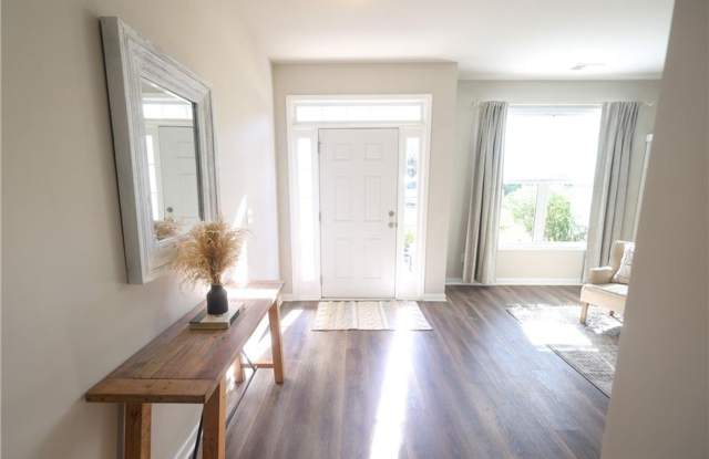 Charming 4-Bedroom Home in Diamond Ridge Community Gallery 4