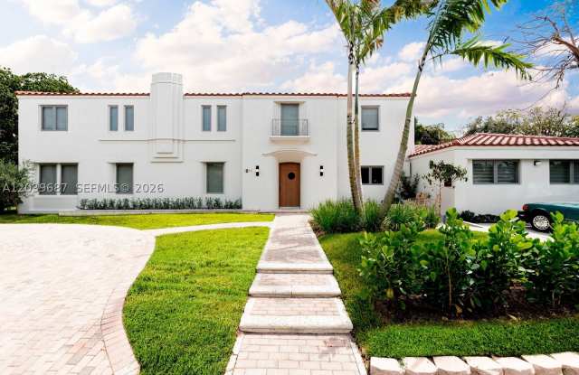 2850 Sheridan Ave photos photos
