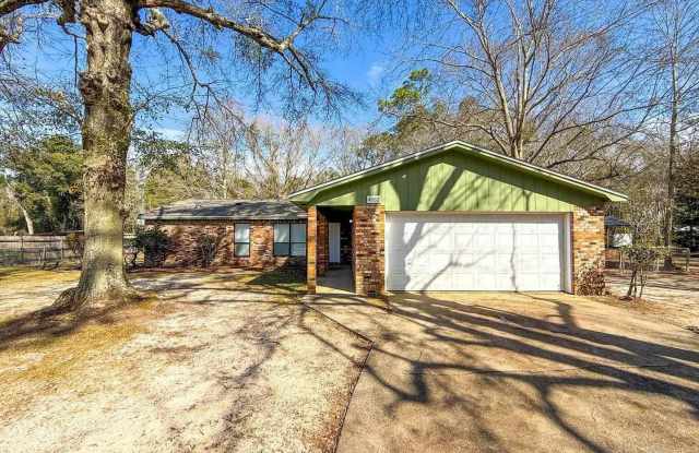 4888 Skipper Ln - 4888 Skipper Lane, Pace, FL 32571