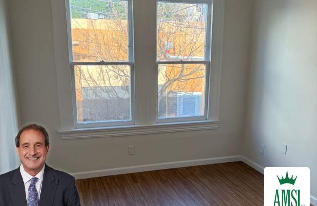 Charming One Bedroom in Hayes Valley **Washer/Dryer**Open Wednesday 4-5 PM** photos photos