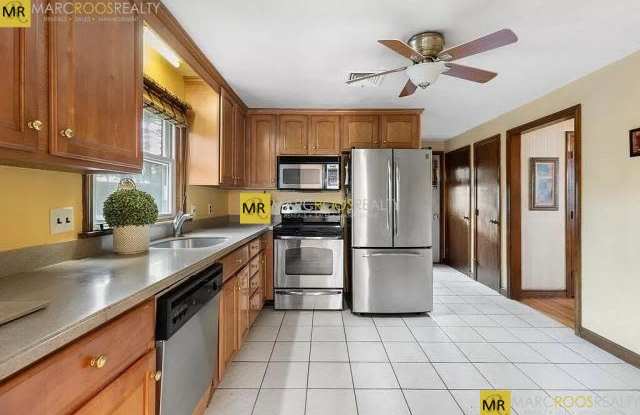 29 Montague St. - 29 Montague Street, Arlington, MA 02474
