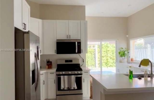 21507 SW 90th Ct photos photos