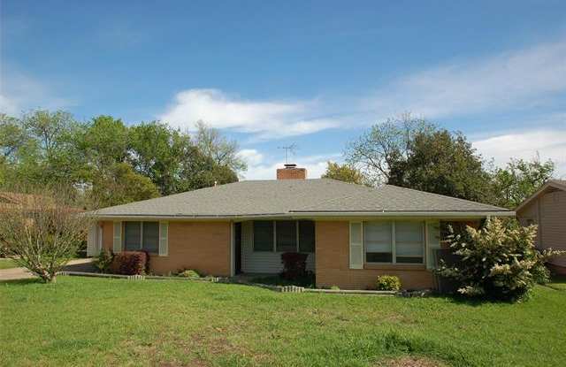 3552 Westfield Avenue - 3552 Westfield Avenue, Fort Worth, TX 76133