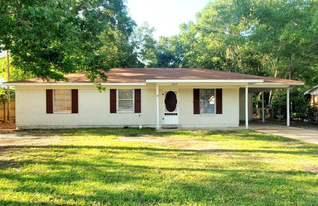 2005 Stuart Avenue - 2005 Stuart Avenue, Ocean Springs, MS 39564