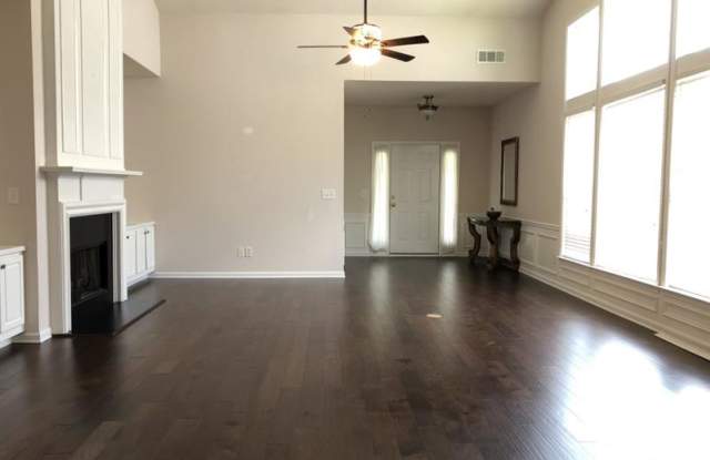 511 Keeneland Avenue Gallery 3
