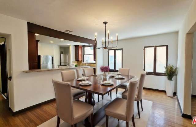 6230 Lindenhurst Ave photos photos