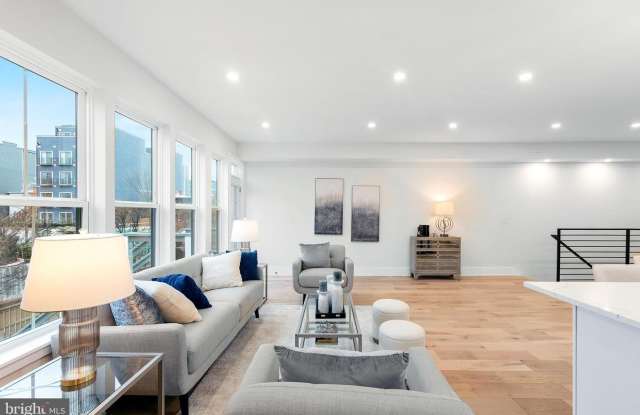 5404 4TH ST NW #2 Gallery 4
