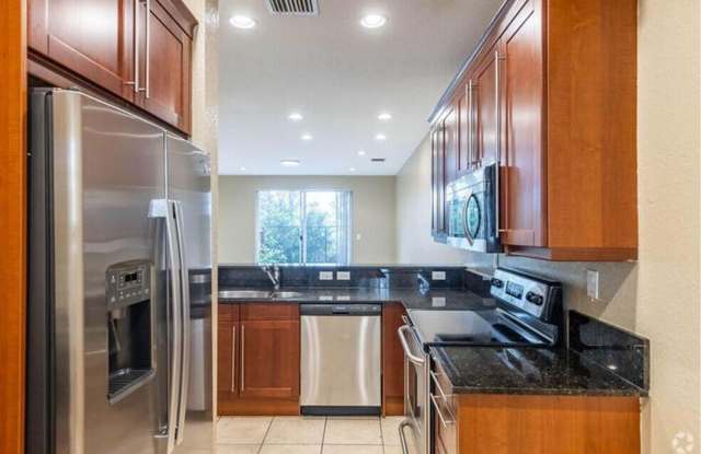 5122 NW 30th Lane, Fort Lauderdale, FL 33309 Gallery 3