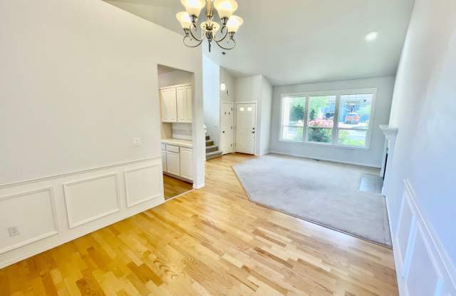 Stylish Bull Mountain Home – 3 Bed, 2.5 Bath – $2,999/mo photos photos