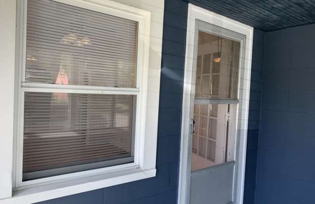 4626 Ralston Avenue Gallery 2