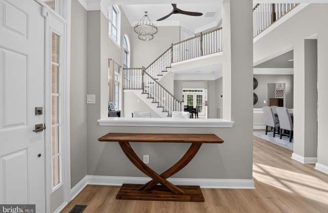 21866 WINDOVER Drive Gallery 4
