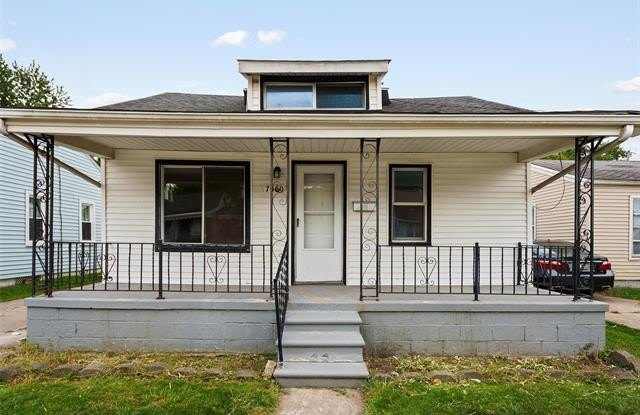 7060 Maxwell Avenue photos photos